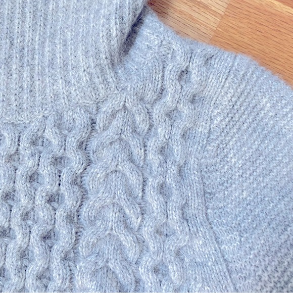 Club Monaco Angora Wool Crop Turtleneck Sweater Heather Gray Beige White - Picture 10 of 16